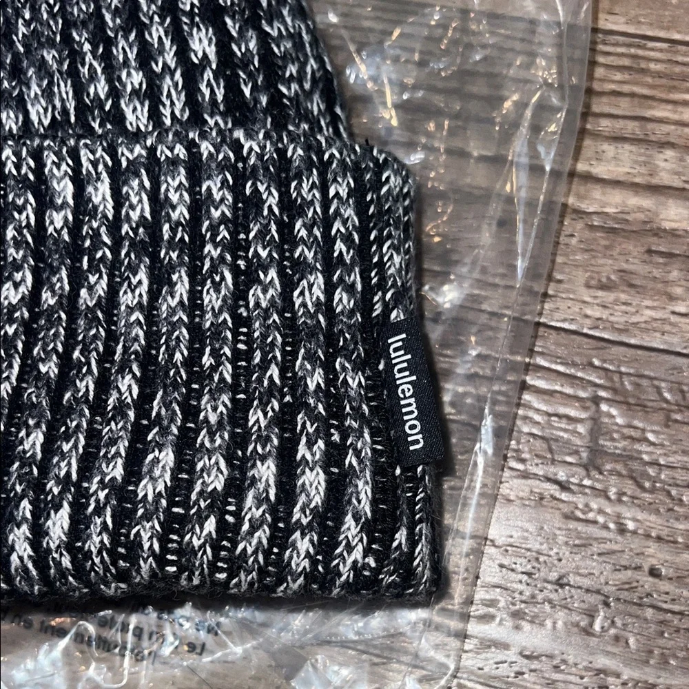Lululemon Black and White Knit Beanie